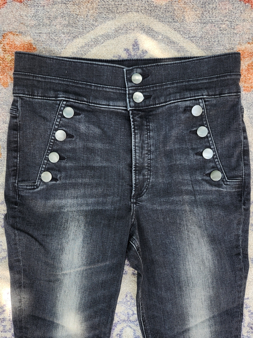 Express Super High Rise Jegging Charcoal Button Accents 10P/10S